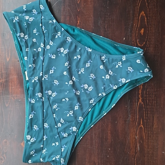 Hollister Floral Teal Swim Bottom XXL - Picture 1 of 4